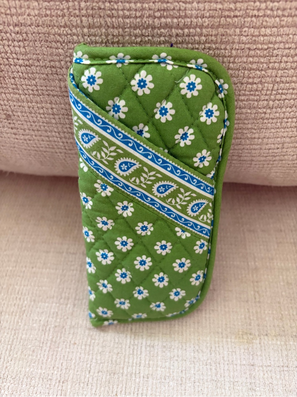 Vera Bradley Green Floral Quilted Eyeglass Case with Daisy Blue Accents